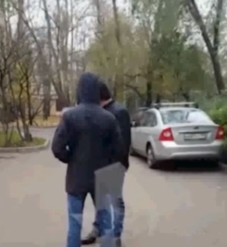 Спор за место на парковке в Москве закончился переломом позвоночника