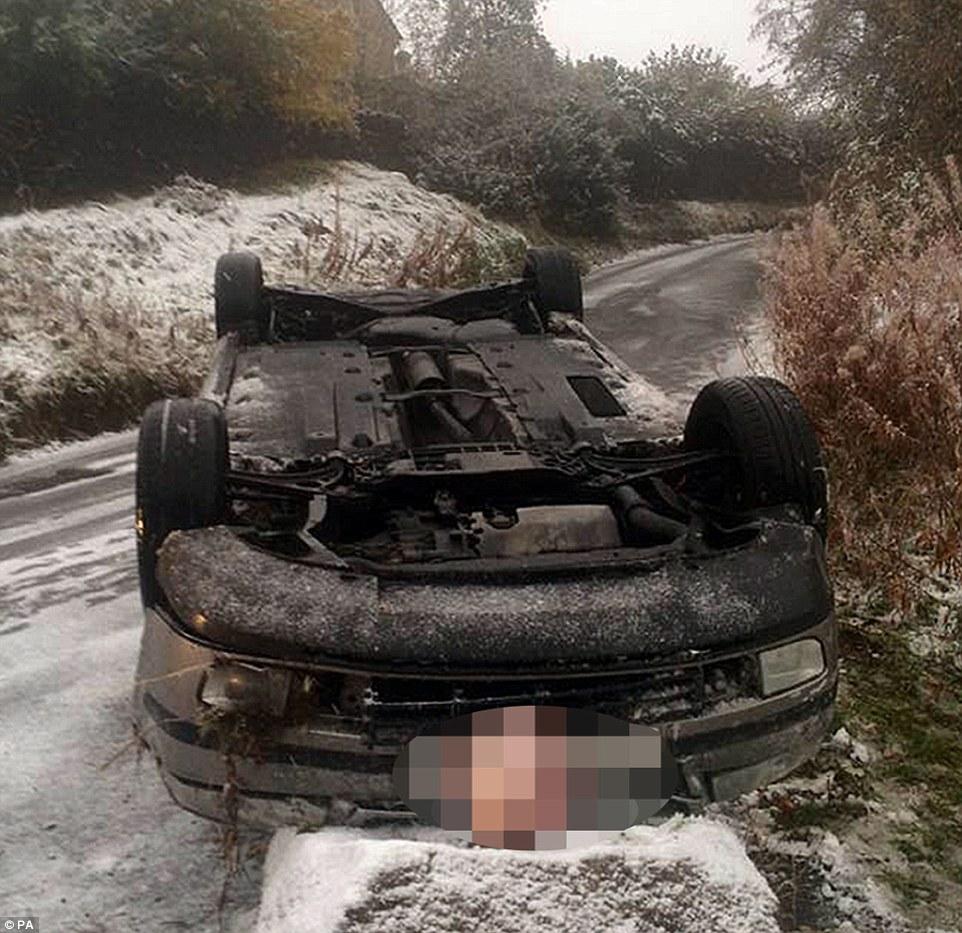 Первый снегопад создал хаос на дорогах Великобритании