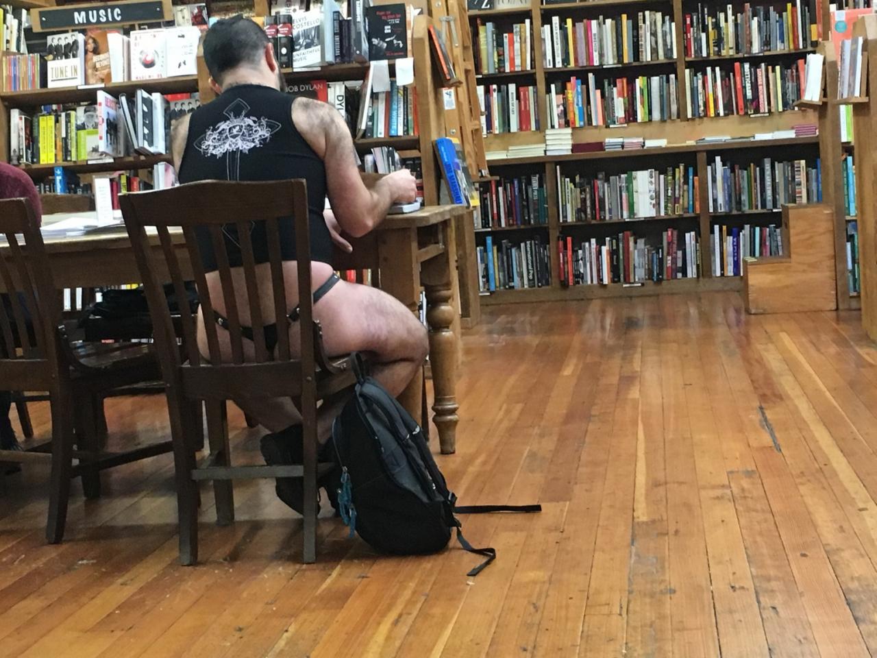 Типичный посетитель библиотеки в Сан-Франциско