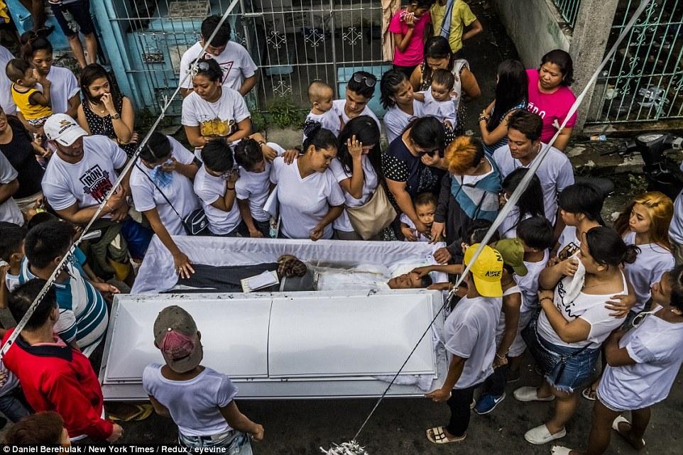 Итоги пятимесячной войны с наркоторговцами на на Филиппинах - 5900 трупов