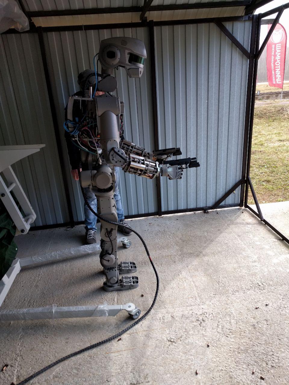 Робот Федор провел первые полевые испытания