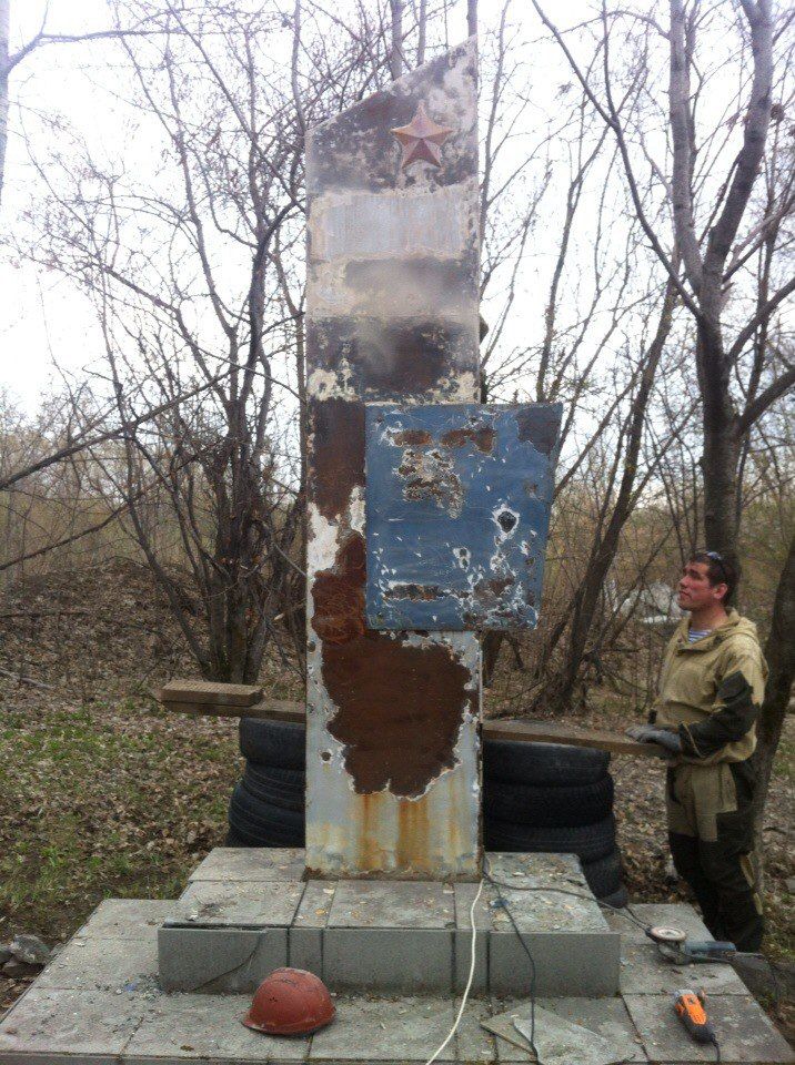 Ребята из Нижнего Тагила восстановили памятник ветеранам Великой Отечественной