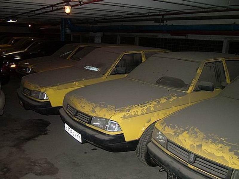 В капсулу времени попало 127 автомобилей Москвич