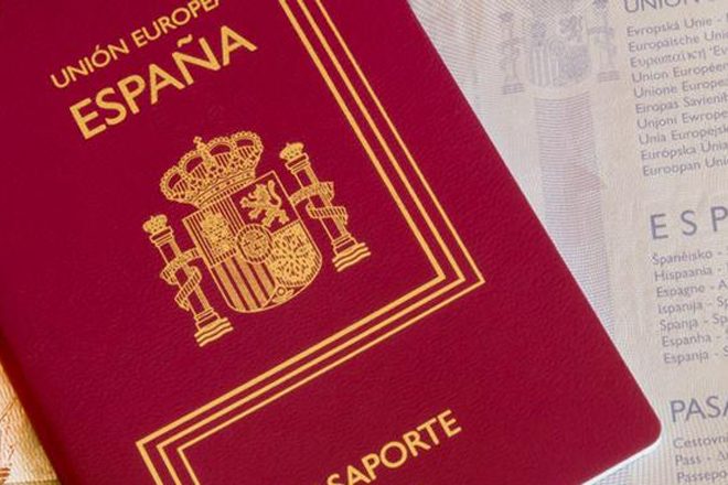 Если у вас одна из этих фамилий, то вам дадут гражданство Испании!