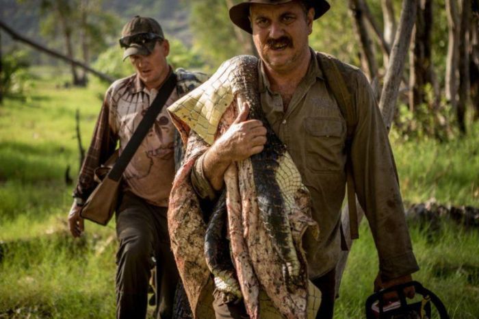 Быт австралийских охотников на гигантских крокодилов