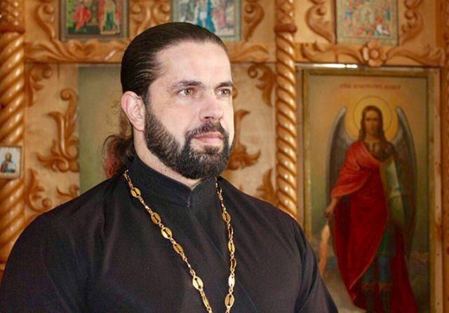 Священник Максим Пастухов стал призером турнира по бодибилдингу в Старом Осколе