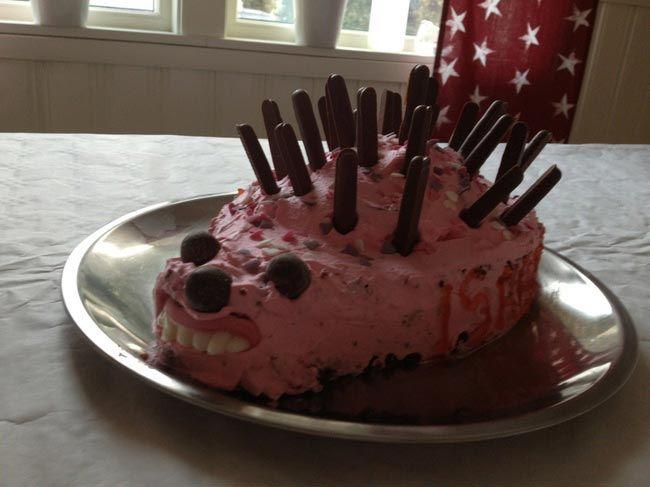 Сделать своими руками тортик на детский день рождения была не самая хорошая идея