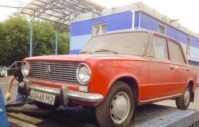 5-летний ВАЗ-2101 с пробегом 383 км продают за 1,5 млн рублей 5-летний ВАЗ-2101 с пробегом 383 км продают за 1,5 млн рублей