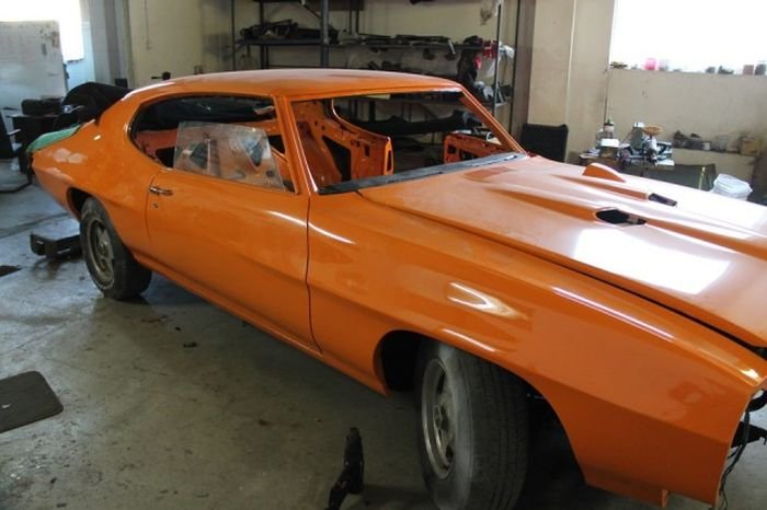 Восстановление маслкара Pontiac GTO 1970 года Восстановление маслкара Pontiac GTO 1970 года