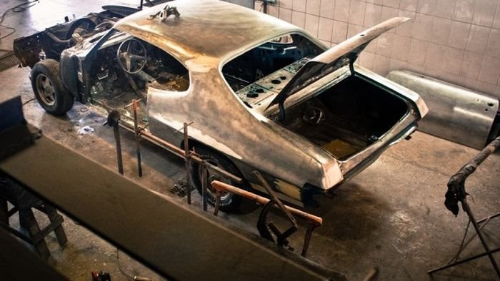 Восстановление маслкара Pontiac GTO 1970 года Восстановление маслкара Pontiac GTO 1970 года