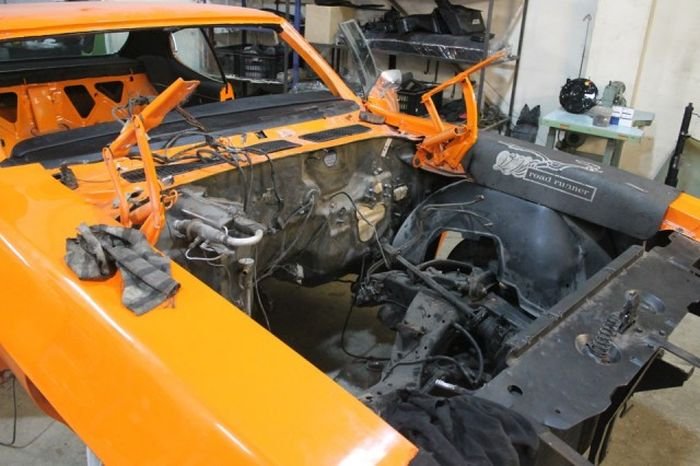 Восстановление маслкара Pontiac GTO 1970 года Восстановление маслкара Pontiac GTO 1970 года