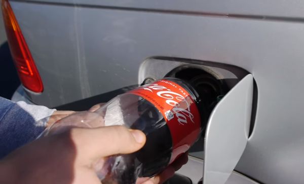 Что будет, если залить в бензобак Кока-Колу?