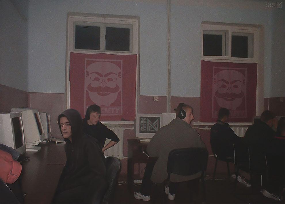 Художники создали подборку коллажей, связанных с цифровым и постмодернистским русским экзистенциализмом