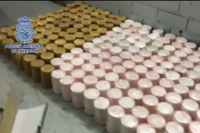 Наркоторговцы замаскировали 750 кг кокаина под ананасы