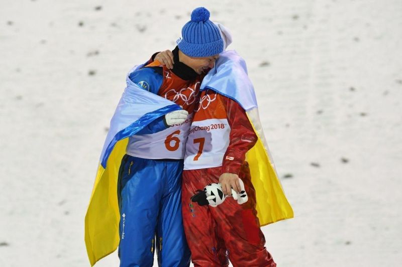 Российский и украинский спортсмены обнялись на Олимпиаде в Пхёнчхане