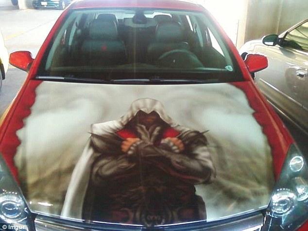 Авто с яркими принтами: безумство или неповторимый стиль? Авто с яркими принтами: безумство или неповторимый стиль?