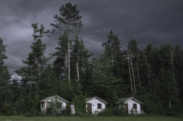 Как выглядит одиночество: заброшенные отдалённые места от Северной Америки до Восточной Европы