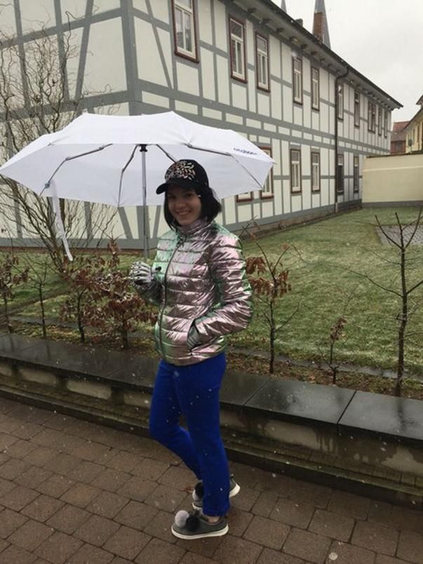 Жена "подмосковного Отелло" вернулась из Германии с современными протезами