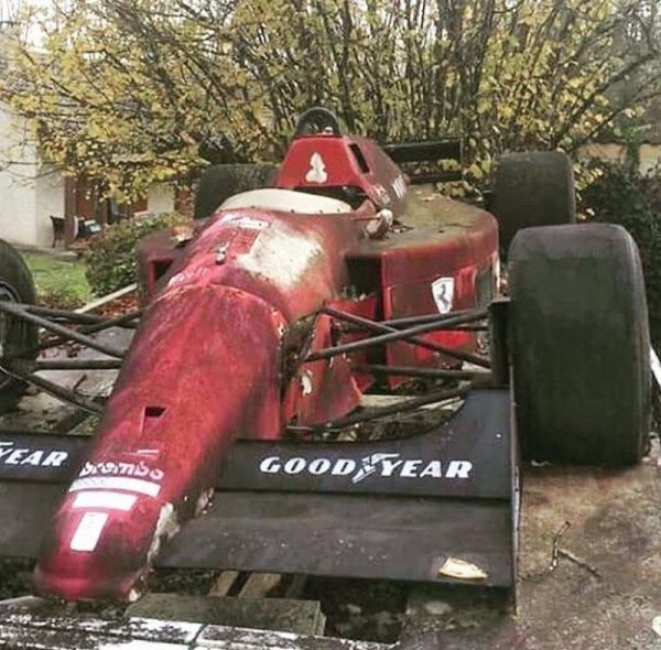 Забытые легенды: 25 фотографий, от которых все автомобилисты схватятся за сердце Забытые легенды: 25 фотографий, от которых все автомобилисты схватятся за сердце