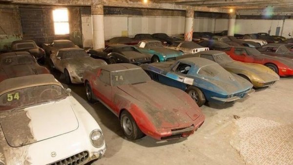 Забытые легенды: 25 фотографий, от которых все автомобилисты схватятся за сердце Забытые легенды: 25 фотографий, от которых все автомобилисты схватятся за сердце