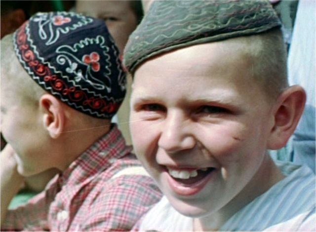 Советские люди: цветная кинохроника 1956 года