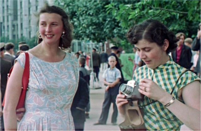 Советские люди: цветная кинохроника 1956 года