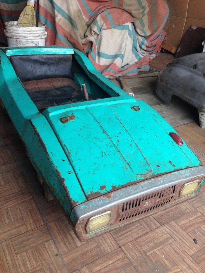 Реставрация педальной машины "Радуга"
