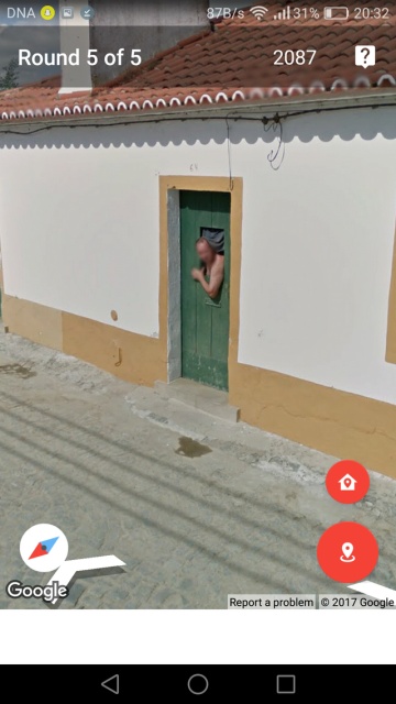 Странные кадры с сервиса Google Street View