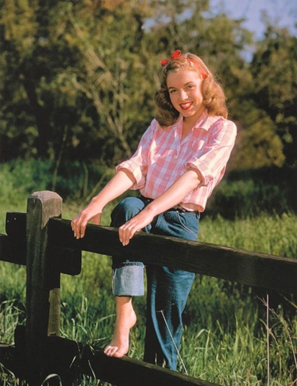 Архивные фотографии 19-летней Мэрилин Монро