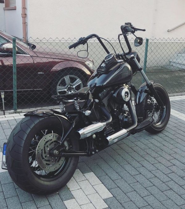 Крутые кастомы на основе Harley-Davidson Крутые кастомы на основе Harley-Davidson
