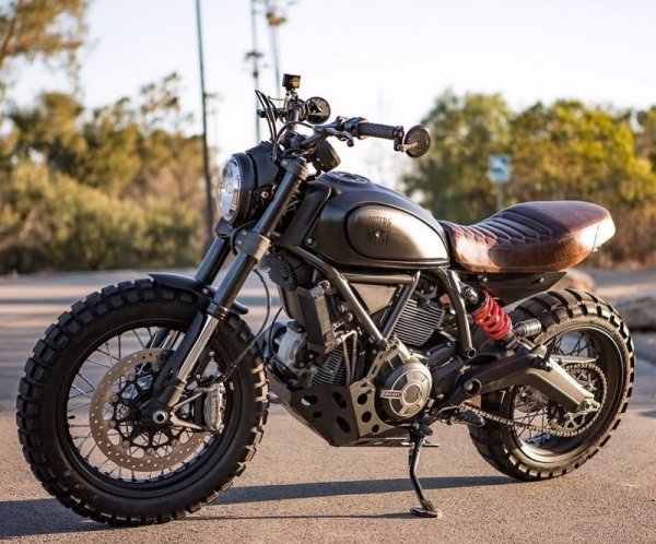 Крутые кастомы на основе Harley-Davidson Крутые кастомы на основе Harley-Davidson