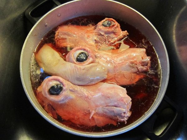 Традиционная норвежская вкуснятина из овечьей башки Традиционная норвежская вкуснятина из овечьей башки