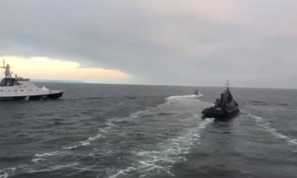 Абордаж украинского судна в Керченском проливе