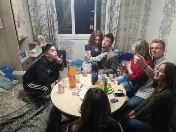 Молодёжные пьянки и вечеринки