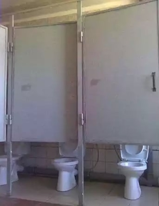 Странности, которые можно увидеть в туалетах