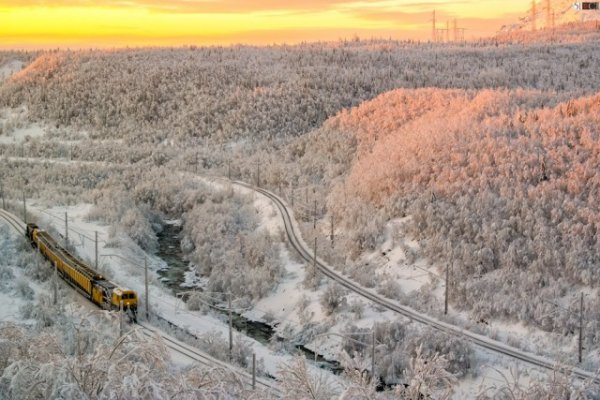 Красивая подборка зимней железной дороги и поездов