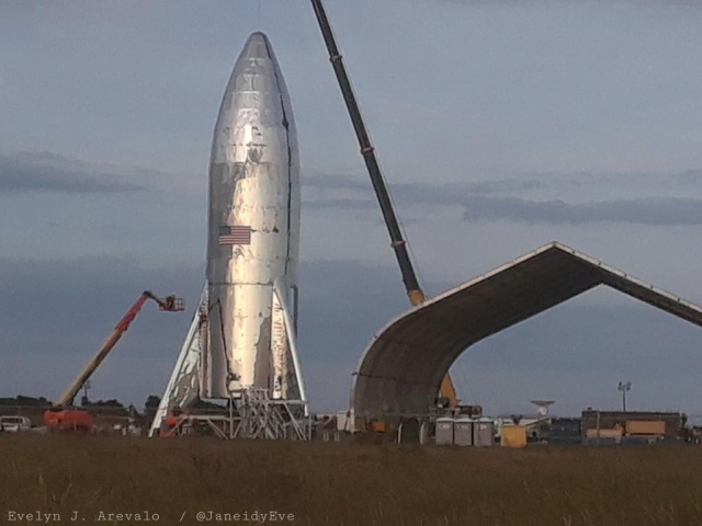 Илон Маск опубликовал фотографию космического корабля SpaceX Starship