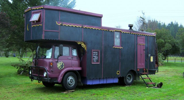 Необычная эстетика домов-грузовиков