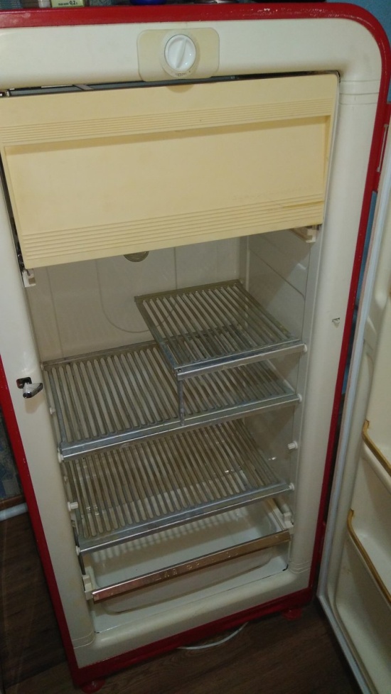 Вторая жизнь старого холодильника ЗИЛ-Москва
