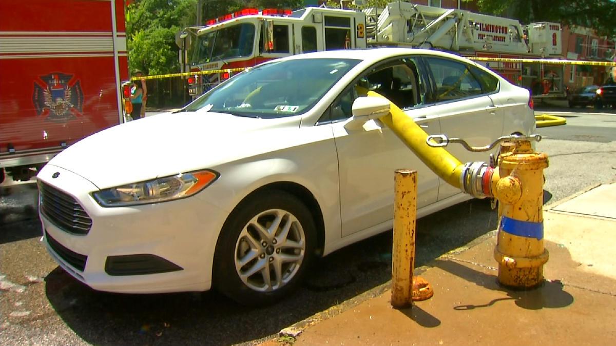 Как американские пожарные штрафуют за парковку у гидранта Всячина