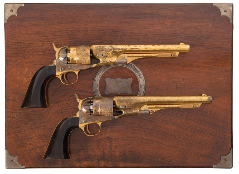 Пара револьверов Colt Model 1860 Army Всячина