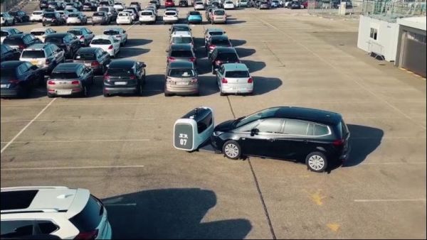 Роботизированная парковка в аэропорту Лиона