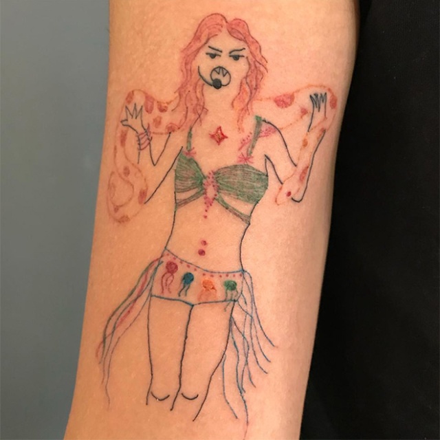 Странные татуировки от бразильского мастера Хелены Фернандес
