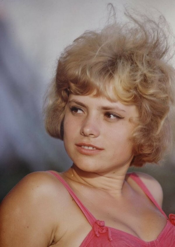 Фото девушек времен СССР, в основном 70-80 годы Всячина
