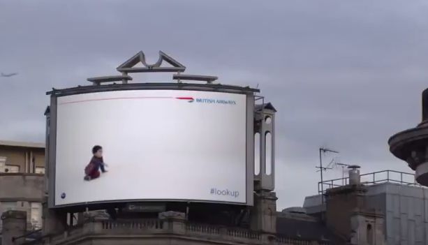 Необычный билборд в Лондоне