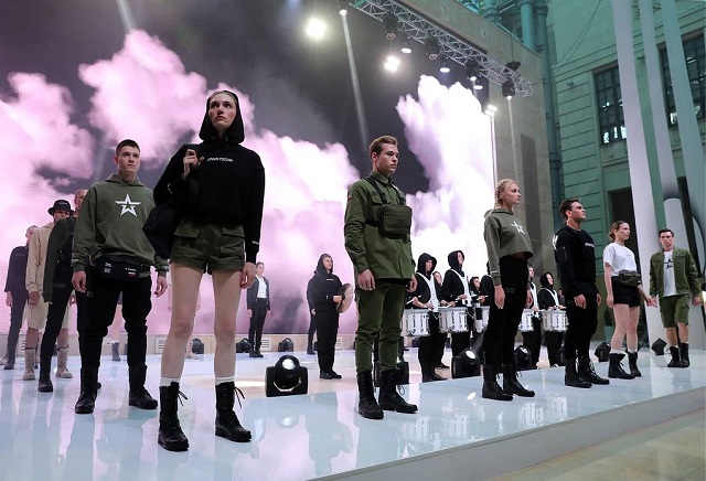 Армия России и Black Star представили совместную коллекцию одежды