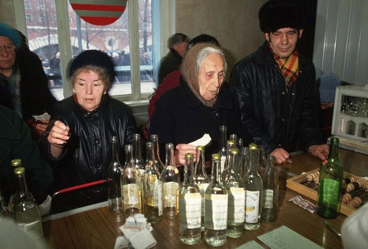 Повседневная жизнь СССР в трудные 1990-1991 годы
