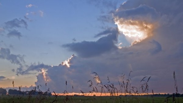 Величие и красота природы, затишье перед бурей