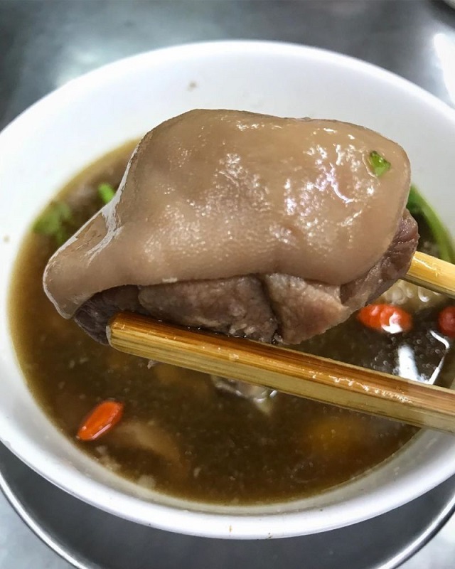 Фирменный бангкокский суп, от которого может стать дурно Всячина