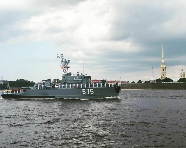 Фотоотчет с военно-морского парада в честь Дня ВМФ в Санкт-Петербурге